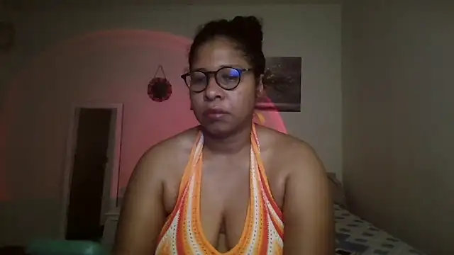 Ivon-09 online show from 05/06/26, 12:10