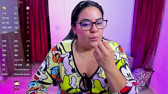 Sharon hils online show from 12/26/24, 04:04