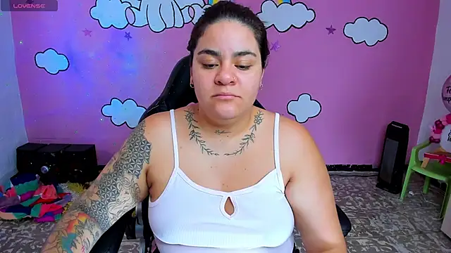 Sharon hils online show from 04/15/26, 06:04