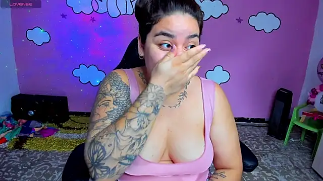 Sharon hils online show from 04/16/26, 01:12