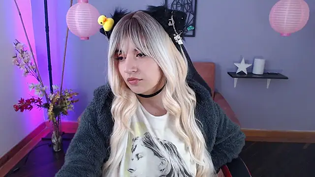 yumin3ko online show from 01/21/25, 08:08