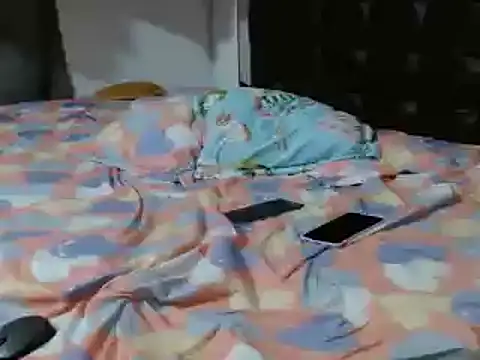 Snapshot of charlotte_slut chatting on 12/30/24, 10:34 charlotte slut online show from 12/30/24, 10:34