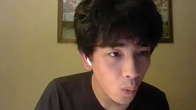 Snapshot of ngufloppedd chatting on 04/21/26, 05:14 ngufloppedd online show from 04/21/26, 05:14