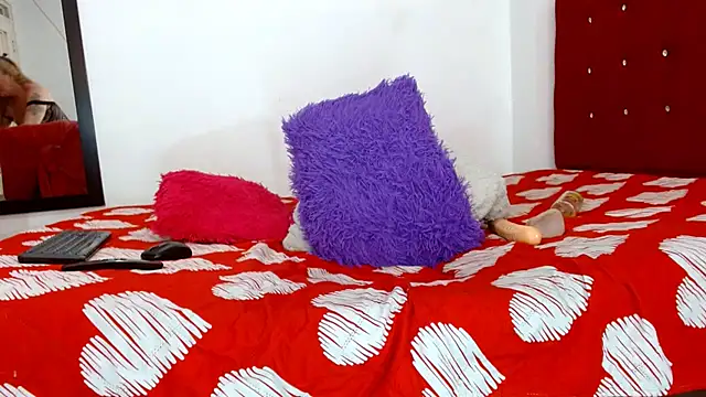 Snapshot of kattysex74 chatting on 03/20/25, 07:25 kattysex74 online show from 03/20/25, 07:25