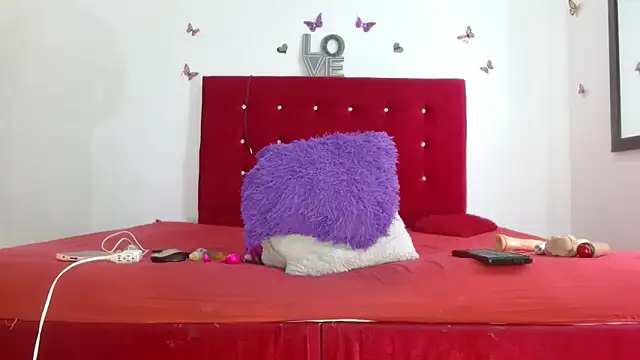 Snapshot of kattysex74 chatting on 10/14/25, 02:51 kattysex74 online show from 10/14/25, 02:51