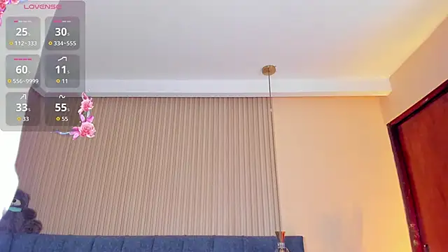 kathecute   online show from 12/14/25, 01:44