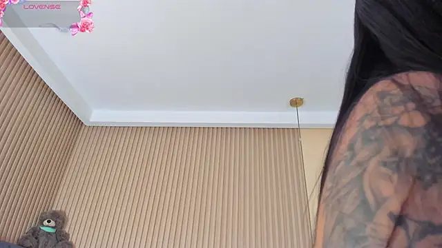 kathecute   online show from 02/01/26, 01:48