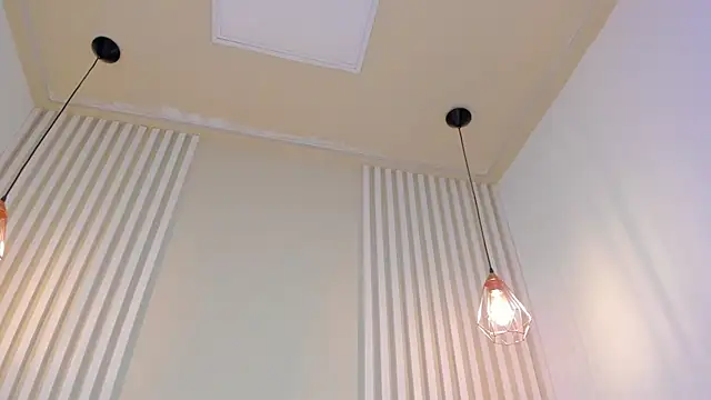 annawelk  online show from 12/16/24, 01:32