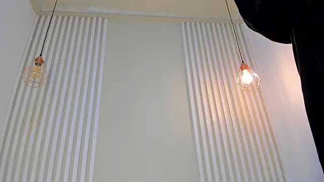 annawelk  online show from 02/13/25, 03:46