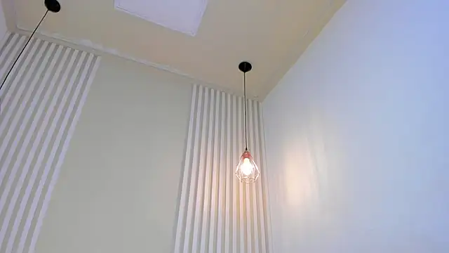 annawelk  online show from 03/22/25, 03:09