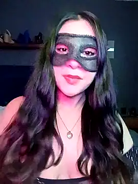 Snapshot of Ursa_sexy chatting on 11/21/25, 06:23 Ursa sexy online show from 11/21/25, 06:23