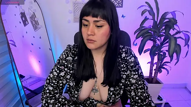 Snapshot of GretaX-X chatting on 01/18/25, 11:00 GretaX-X online show from 01/18/25, 11:00