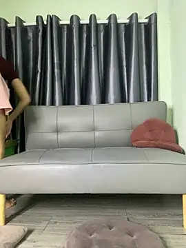 Snapshot of Ly_Coca24 chatting on 04/14/26, 03:23 Ly Coca24 online show from 04/14/26, 03:23