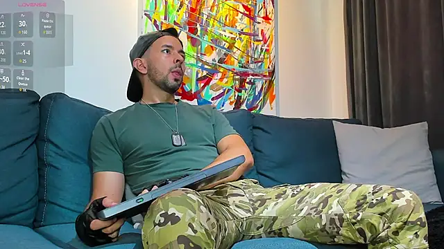 tommy raym0ndg online show from 10/18/25, 03:24