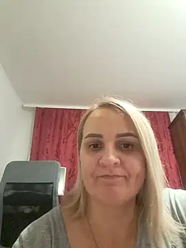 Malichkaanna30 online show from 12/15/24, 07:10