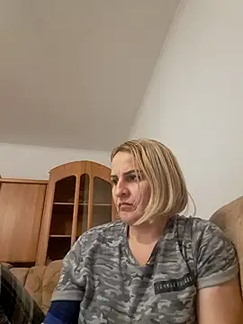 Malichkaanna30 online show from 12/24/24, 02:33