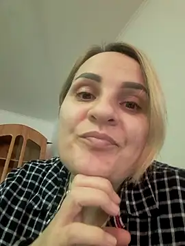 Malichkaanna30 online show from 02/08/25, 12:06