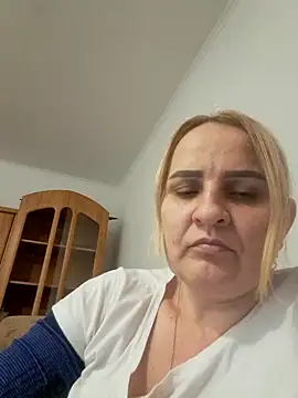 Malichkaanna30 online show from 03/22/25, 04:58