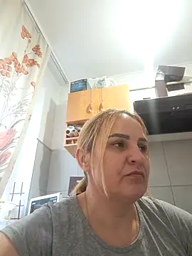 Malichkaanna30 online show from 11/28/25, 09:56