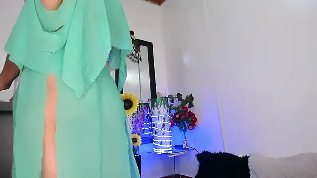 Chanel shaw online show from 12/24/24, 01:28