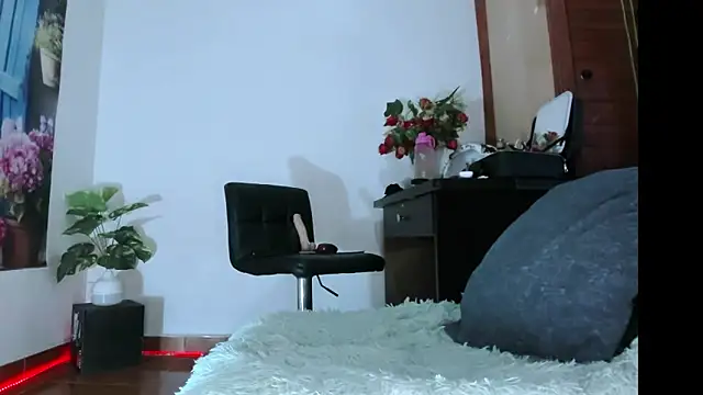 Chanel shaw online show from 03/06/25, 11:53