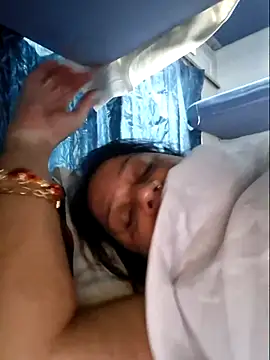 Hot Queen77 online show from 03/10/25, 12:29