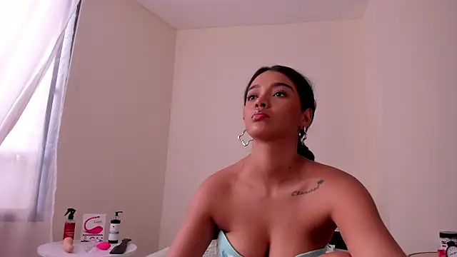 evely coelloo online show from 12/03/24, 09:34