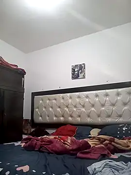 nahiarapalmer19 online show from 01/03/25, 02:32