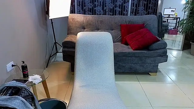 mei sweetcat online show from 01/18/25, 11:55