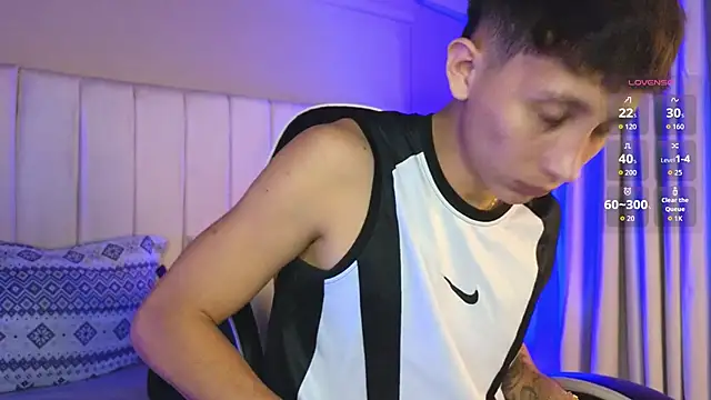 Snapshot of rome_hard chatting on 02/26/26, 07:35 rome hard online show from 02/26/26, 07:35