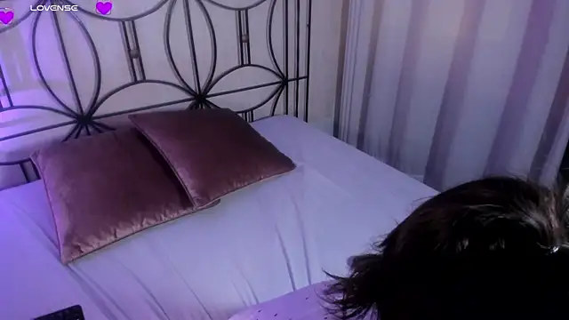 Snapshot of missy_taylor_ chatting on 03/07/25, 02:12 missy taylor  online show from 03/07/25, 02:12