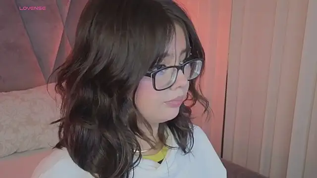 Snapshot of missy_taylor_ chatting on 10/17/25, 08:11 missy taylor  online show from 10/17/25, 08:11