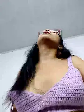 Snapshot of Hot_Teens69 chatting on 01/03/25, 12:54 Hot Teens69 online show from 01/03/25, 12:54