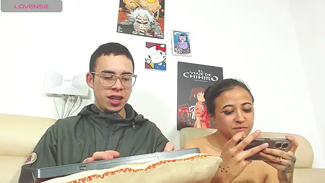 Snapshot of Hot_Teens69 chatting on 03/06/25, 03:35 Hot Teens69 online show from 03/06/25, 03:35