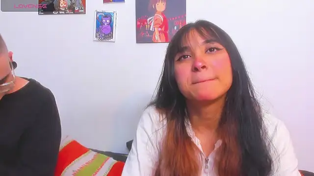 Snapshot of Hot_Teens69 chatting on 09/20/25, 03:40 Hot Teens69 online show from 09/20/25, 03:40