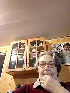 Snapshot of IrinaSweet54 chatting on 12/09/24, 07:06 IrinaSweet54 online show from 12/09/24, 07:06