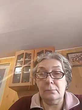 Snapshot of IrinaSweet54 chatting on 12/10/24, 09:23 IrinaSweet54 online show from 12/10/24, 09:23