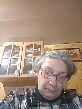 Snapshot of IrinaSweet54 chatting on 12/11/24, 02:11 IrinaSweet54 online show from 12/11/24, 02:11