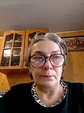 Snapshot of IrinaSweet54 chatting on 12/15/24, 11:45 IrinaSweet54 online show from 12/15/24, 11:45