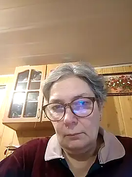 Snapshot of IrinaSweet54 chatting on 01/11/25, 08:22 IrinaSweet54 online show from 01/11/25, 08:22