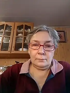 Snapshot of IrinaSweet54 chatting on 01/18/25, 01:29 IrinaSweet54 online show from 01/18/25, 01:29