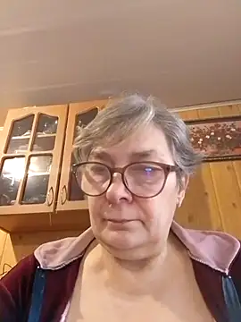 Snapshot of IrinaSweet54 chatting on 01/25/25, 10:08 IrinaSweet54 online show from 01/25/25, 10:08