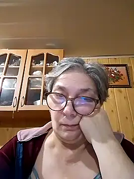 Snapshot of IrinaSweet54 chatting on 01/28/25, 03:14 IrinaSweet54 online show from 01/28/25, 03:14