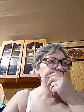 Snapshot of IrinaSweet54 chatting on 01/28/25, 07:53 IrinaSweet54 online show from 01/28/25, 07:53