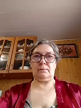 Snapshot of IrinaSweet54 chatting on 02/01/25, 08:39 IrinaSweet54 online show from 02/01/25, 08:39