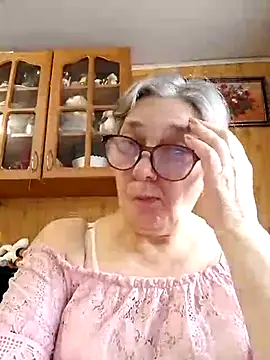 Snapshot of IrinaSweet54 chatting on 02/04/25, 10:00 IrinaSweet54 online show from 02/04/25, 10:00