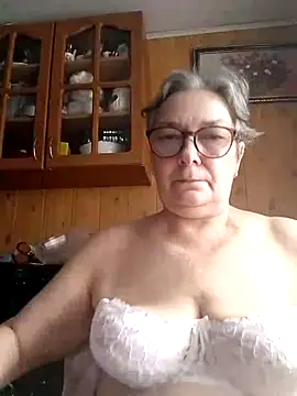 Snapshot of IrinaSweet54 chatting on 02/09/25, 08:33 IrinaSweet54 online show from 02/09/25, 08:33