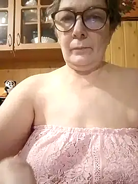 Snapshot of IrinaSweet54 chatting on 02/11/25, 03:51 IrinaSweet54 online show from 02/11/25, 03:51