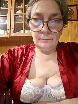 Snapshot of IrinaSweet54 chatting on 02/19/25, 05:06 IrinaSweet54 online show from 02/19/25, 05:06