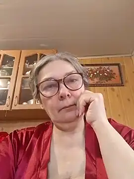 Snapshot of IrinaSweet54 chatting on 03/05/25, 08:10 IrinaSweet54 online show from 03/05/25, 08:10